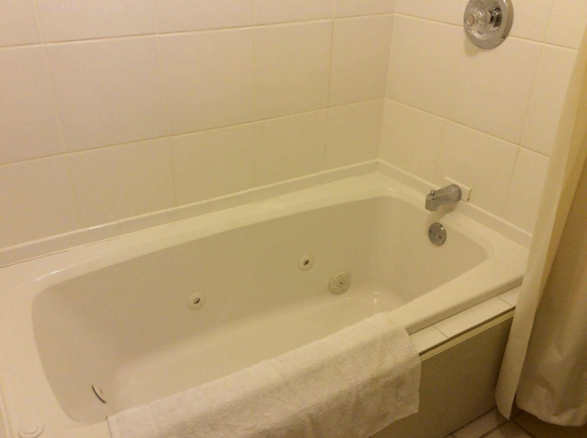 Regency Inn Bridgeport-Frankenmuth Екстер'єр фото